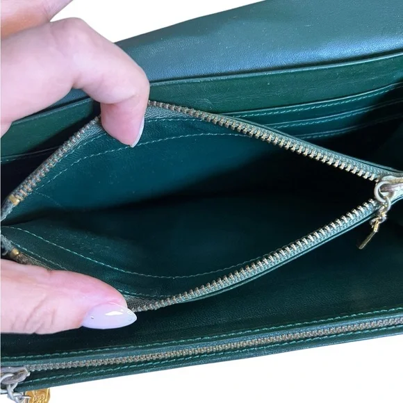 YSL Green Crocodile Snap Long Wallet - Picture 8 of 11